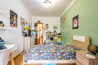 Apartamento T3 para Venda em Marvila, Ribeira Santarém, São Salvador, São Nicolau