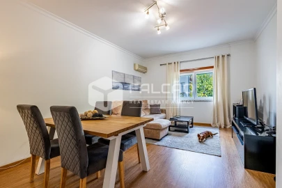 Apartamento T3 para Venda em Marvila, Ribeira Santarém, São Salvador, São Nicolau
