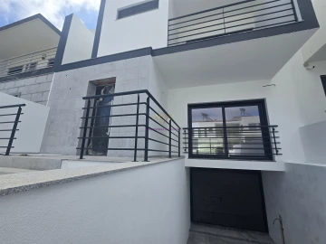 Moradia T3 para Venda em Alcabideche