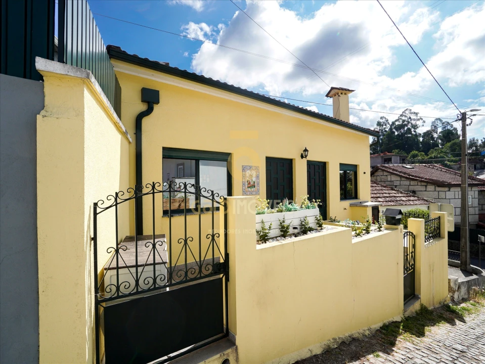 Moradia T2 para Venda em Banho e Carvalhosa Foto 16
