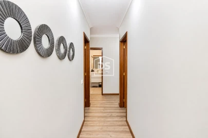 Apartamento T1 para Venda em Mafamude e Vilar do Paraíso