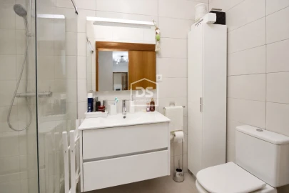 Apartamento T1 para Venda em Mafamude e Vilar do Paraíso