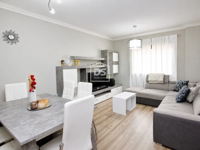 Apartamento T1 para Venda em Mafamude e Vilar do Paraíso Foto 4
