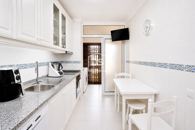 Apartamento T1 para Venda em Mafamude e Vilar do Paraíso Foto 7