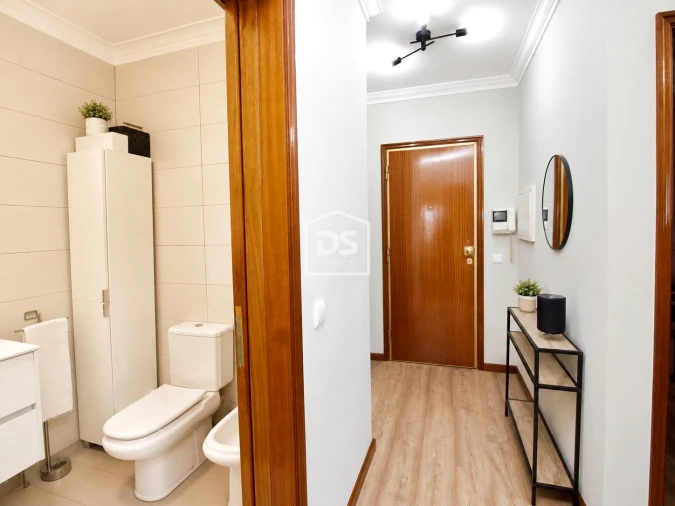 Apartamento T1 para Venda em Mafamude e Vilar do Paraíso Foto 20