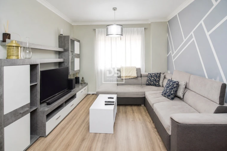 Apartamento T1 para Venda em Mafamude e Vilar do Paraíso Foto 3