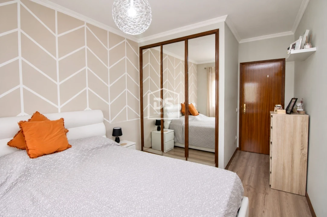 Apartamento T1 para Venda em Mafamude e Vilar do Paraíso Foto 13