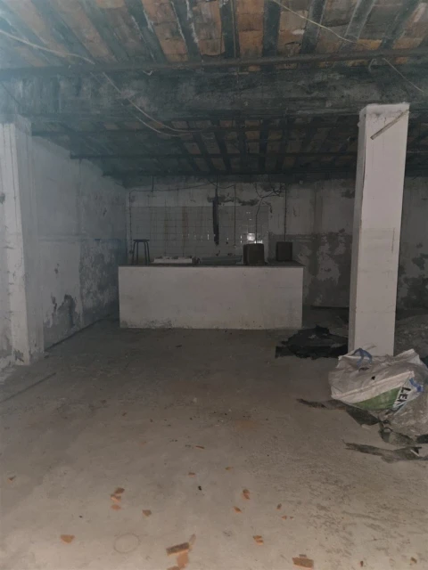 Armazém para Venda em Rio Mau