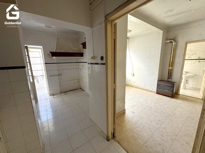 Apartamento T4 para Venda em Castelo Branco Foto 32