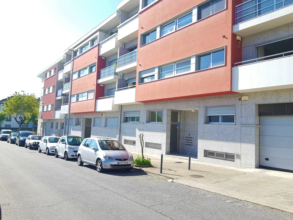 Apartamento T2 para Arrendamento em São Vicente (Braga) Foto 1