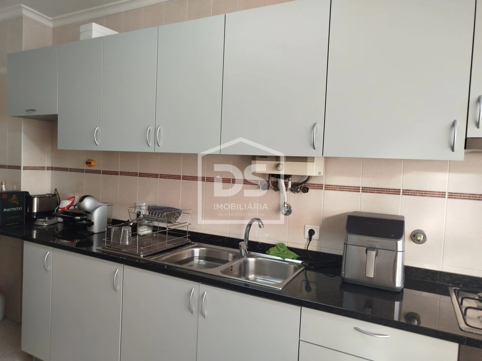 Apartamento T3 para Venda em Currelos, Papízios e Sobral Foto 22