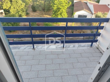 Apartamento T3 para Venda em Currelos, Papízios e Sobral