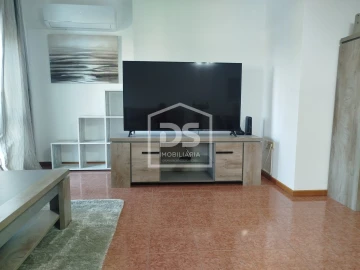 Apartamento T3 para Venda em Currelos, Papízios e Sobral