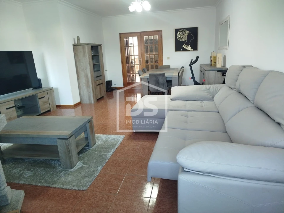 Apartamento T3 para Venda em Currelos, Papízios e Sobral Foto 45