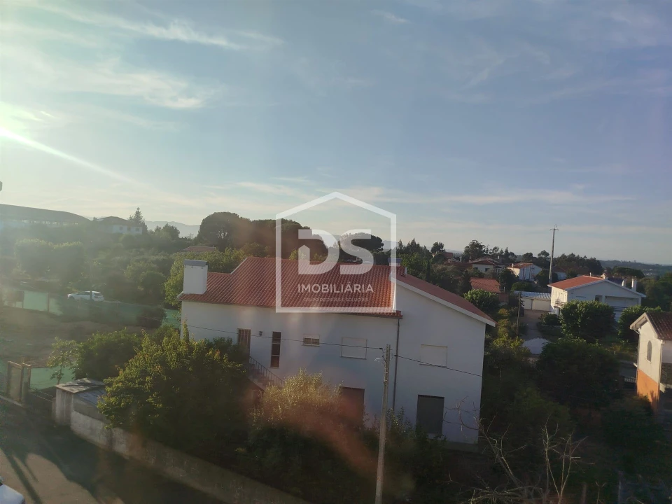 Apartamento T3 para Venda em Currelos, Papízios e Sobral Foto 24