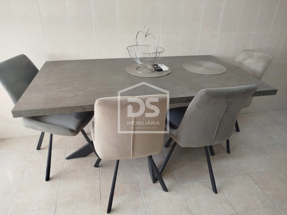 Apartamento T3 para Venda em Currelos, Papízios e Sobral Foto 25