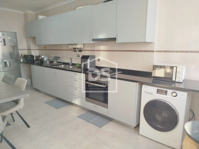 Apartamento T3 para Venda em Currelos, Papízios e Sobral Foto 26