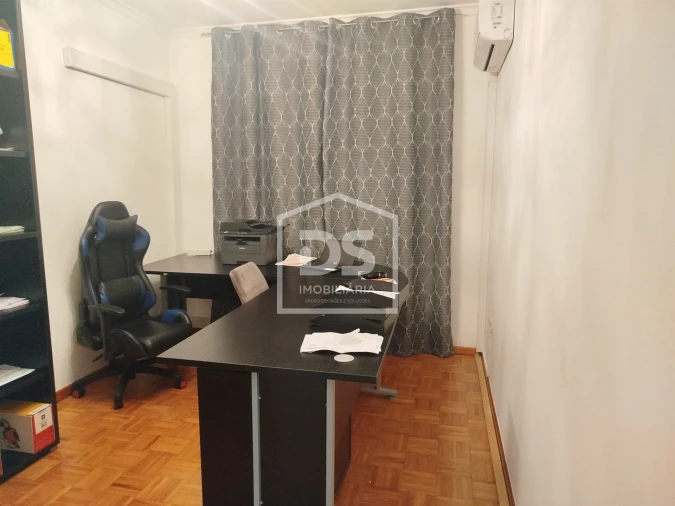 Apartamento T3 para Venda em Currelos, Papízios e Sobral Foto 59