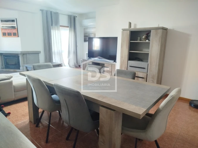 Apartamento T3 para Venda em Currelos, Papízios e Sobral Foto 53