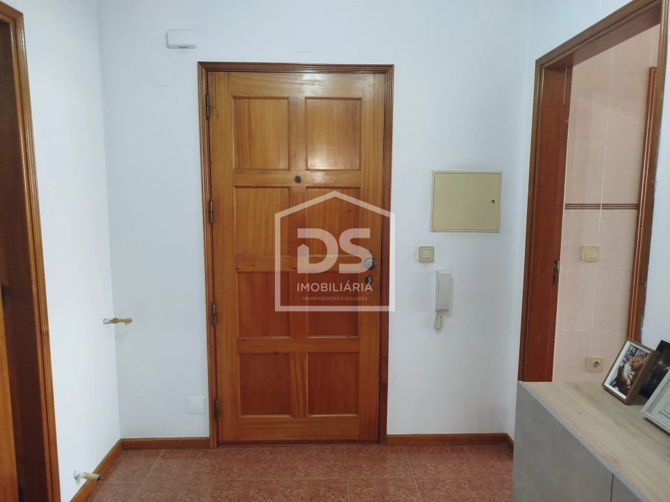 Apartamento T3 para Venda em Currelos, Papízios e Sobral Foto 55