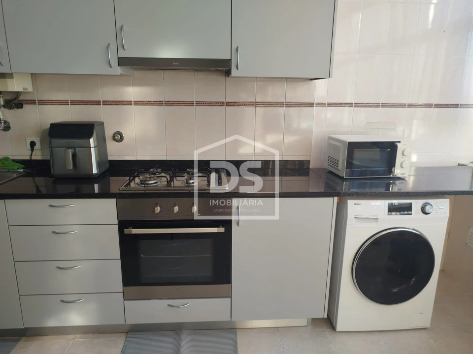 Apartamento T3 para Venda em Currelos, Papízios e Sobral Foto 29