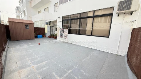 Apartamento T3 para Venda em Olhão