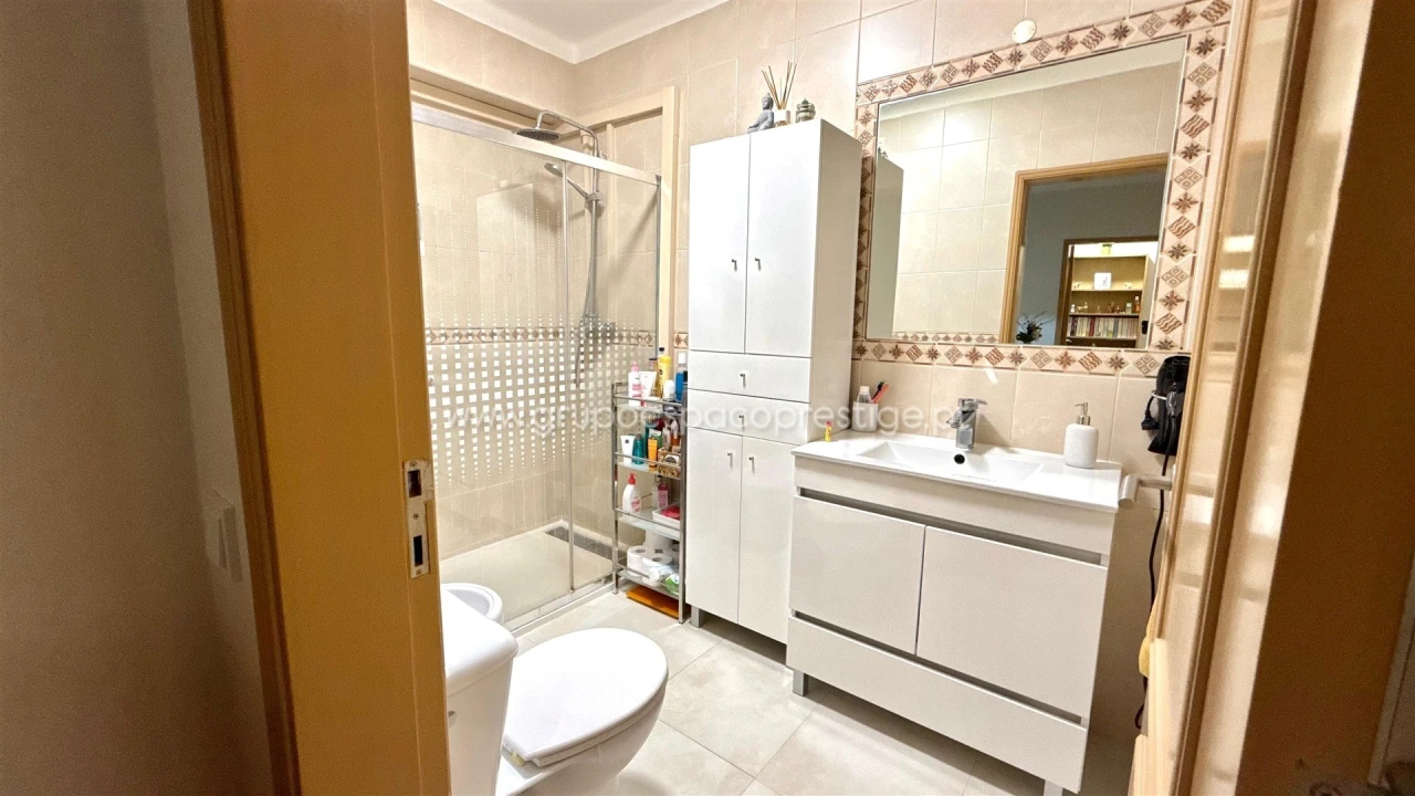 Apartamento T3 para Venda em Olhão Foto 28