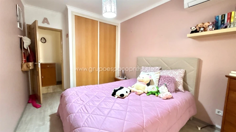 Apartamento T3 para Venda em Olhão Foto 31