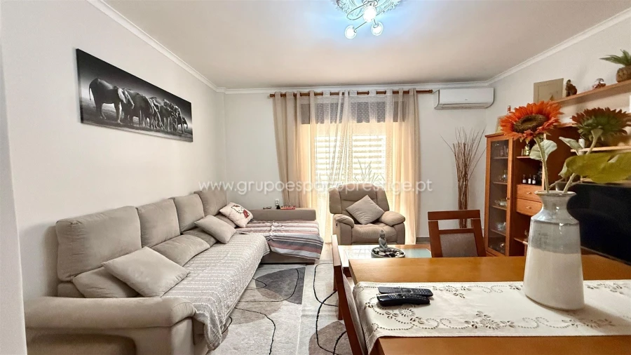 Apartamento T3 para Venda em Olhão Foto 6