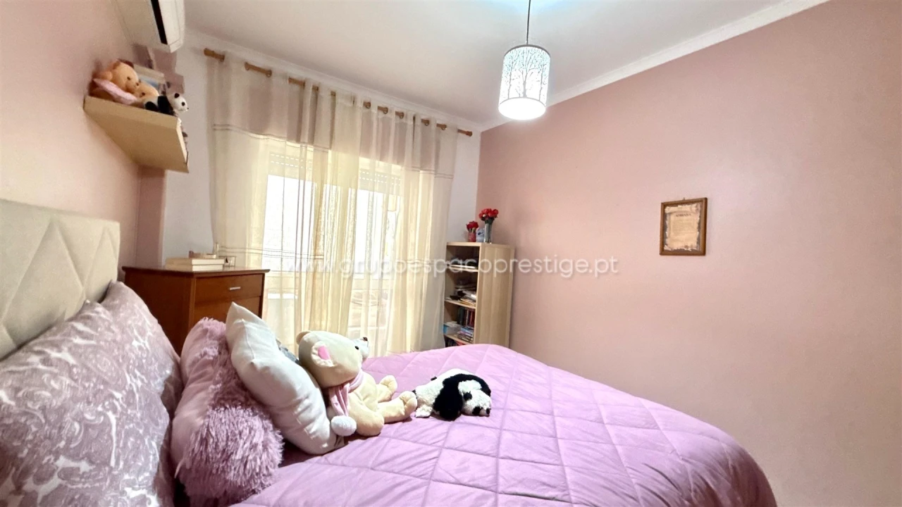 Apartamento T3 para Venda em Olhão Foto 32