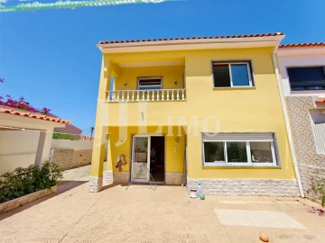 Moradia T4 para Venda em Alcabideche