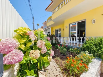 Moradia T4 para Venda em Alcabideche