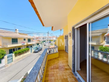 Moradia T4 para Venda em Alcabideche