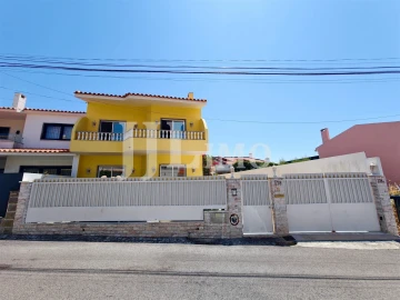 Moradia T4 para Venda em Alcabideche