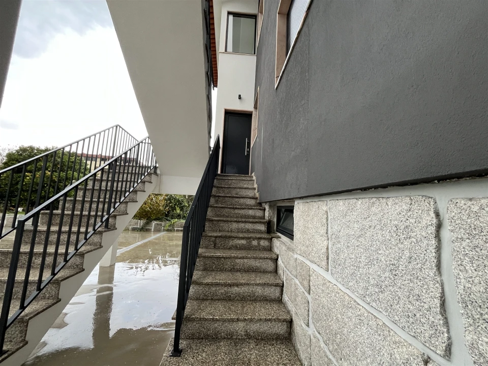 Apartamento T1 para Arrendamento em Rio de Loba Foto 4
