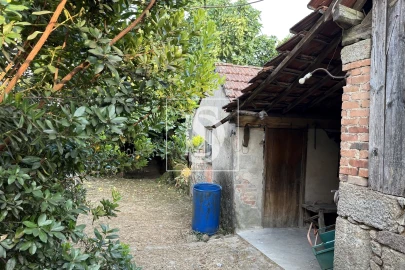 Moradia T2 para Venda em Canas de Santa Maria