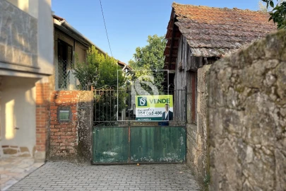 Moradia T2 para Venda em Canas de Santa Maria