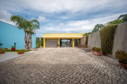 Moradia T3 para Venda em Golpilheira