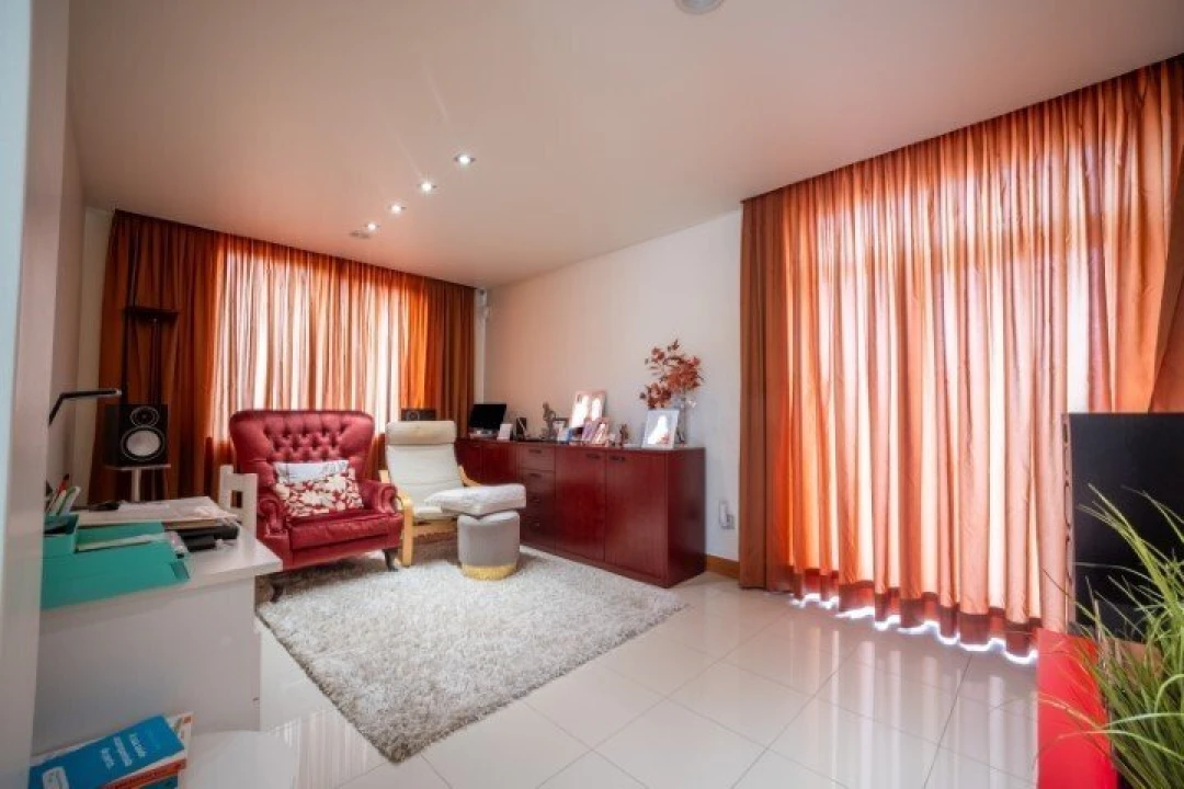 Moradia T3 para Venda em Golpilheira Foto 20