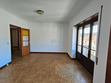 Apartamento T4 para Venda em Santo Antonio dos Olivais