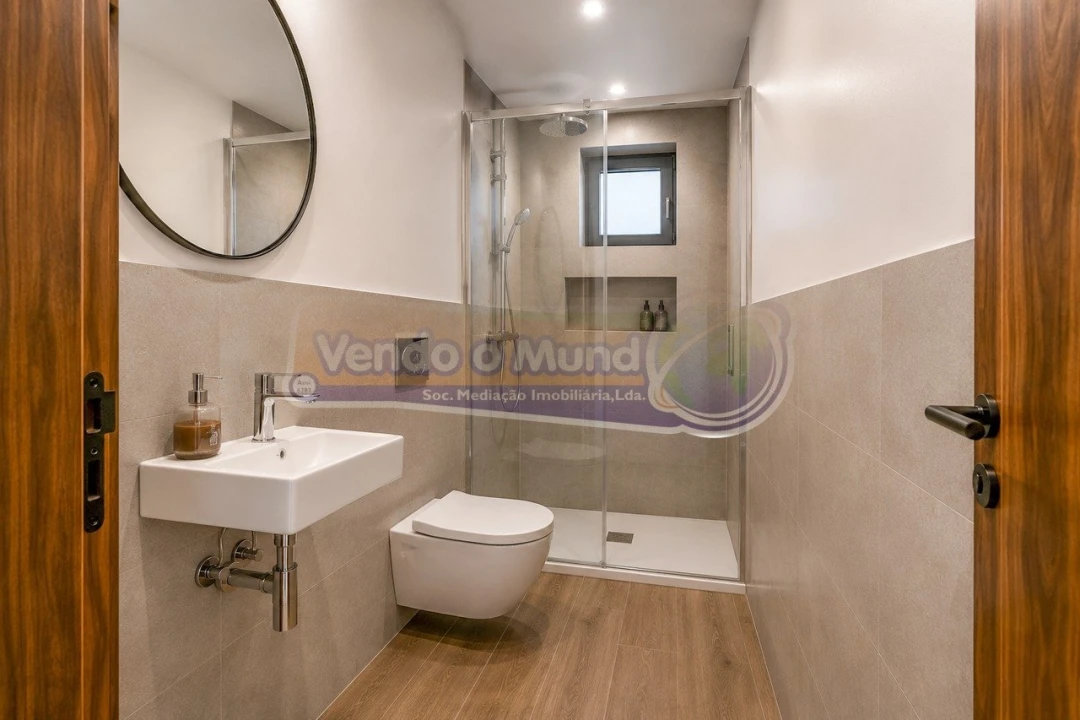 Moradia T4 para Venda em Benavente Foto 10
