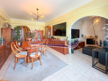 Apartamento T4 para Venda em Algueirão-Mem Martins