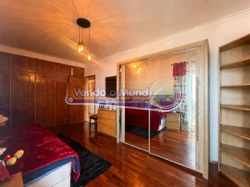 Apartamento T4 para Venda em Algueirão-Mem Martins