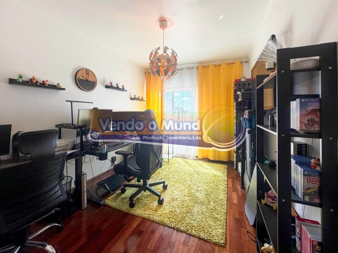Apartamento T4 para Venda em Algueirão-Mem Martins Foto 15