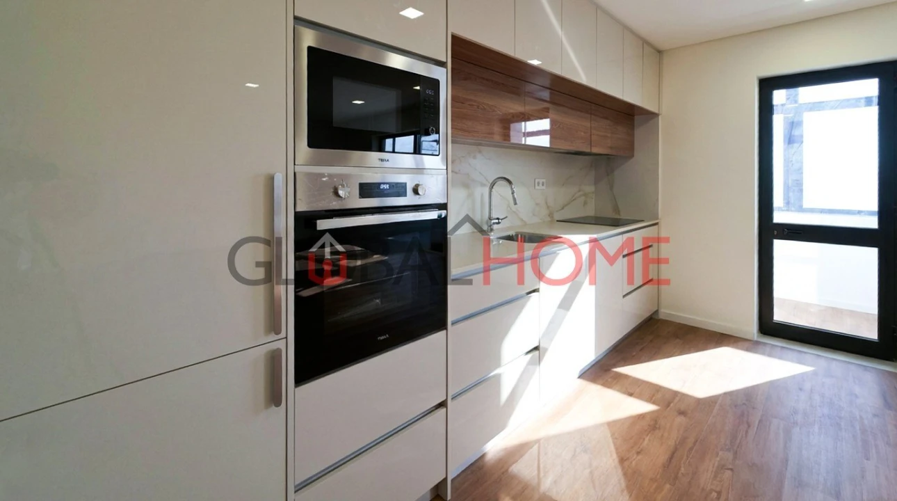 Apartamento T2 para Venda em Custóias, Leça do Balio e Guifões Foto 11