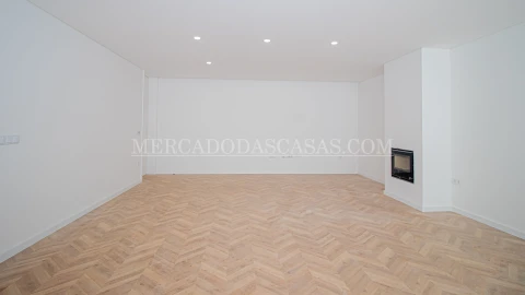 Moradia T3 para Venda em Santa Maria da Feira, Travanca, Sanfins e Espargo