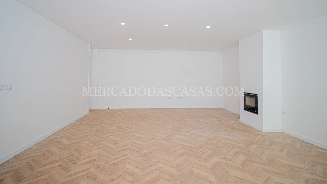 Moradia T3 para Venda em Santa Maria da Feira, Travanca, Sanfins e Espargo Foto 6