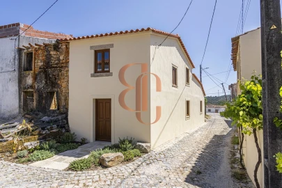 Moradia T2 para Venda em Alvorge