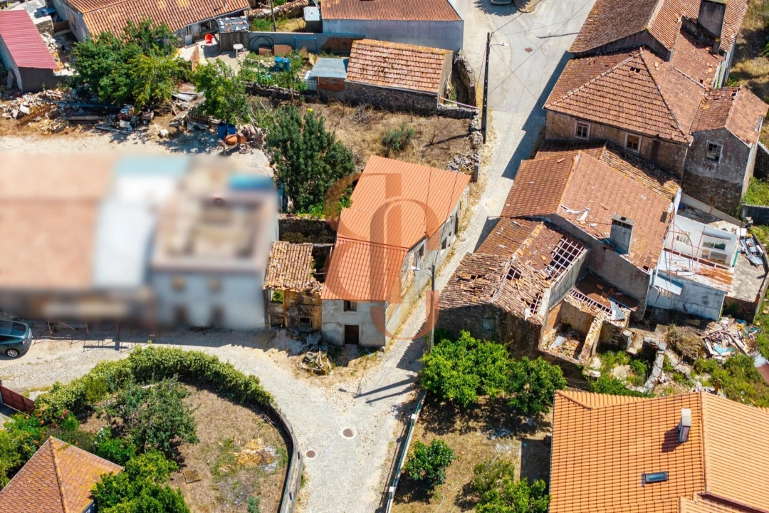 Moradia T2 para Venda em Alvorge Foto 3