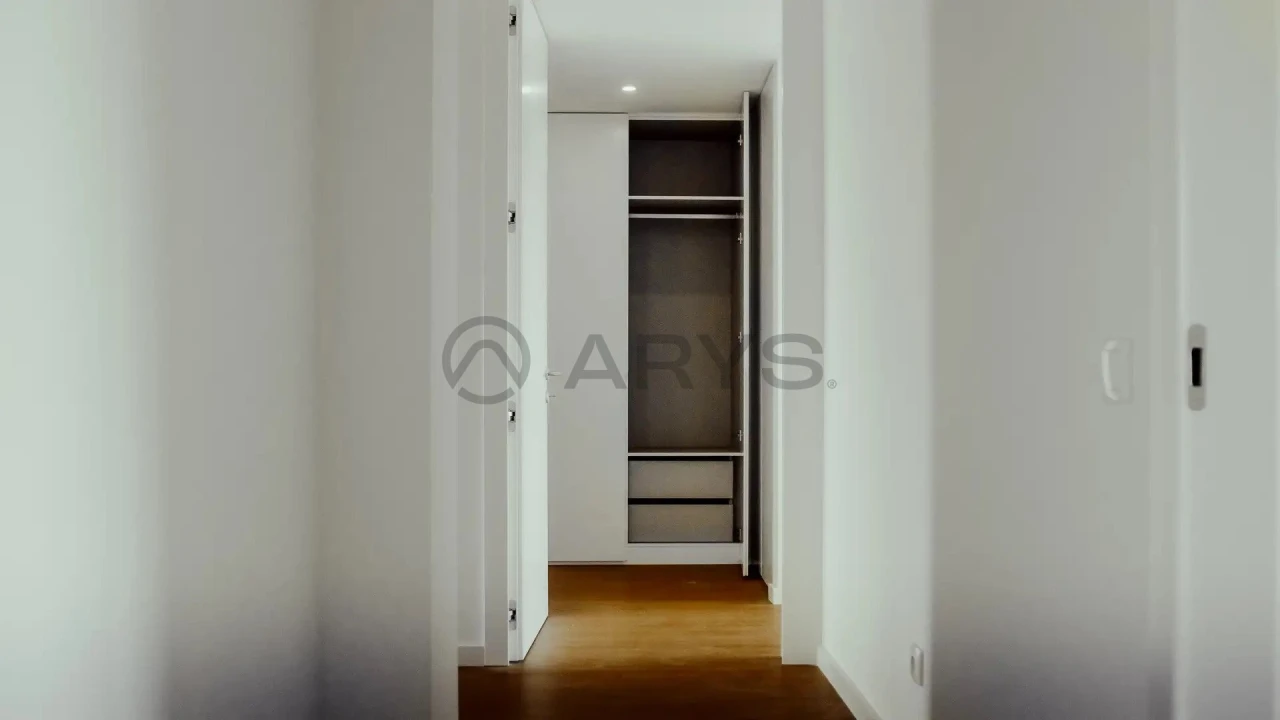 Apartamento T3 para Venda em Ferreiros e Gondizalves Foto 7